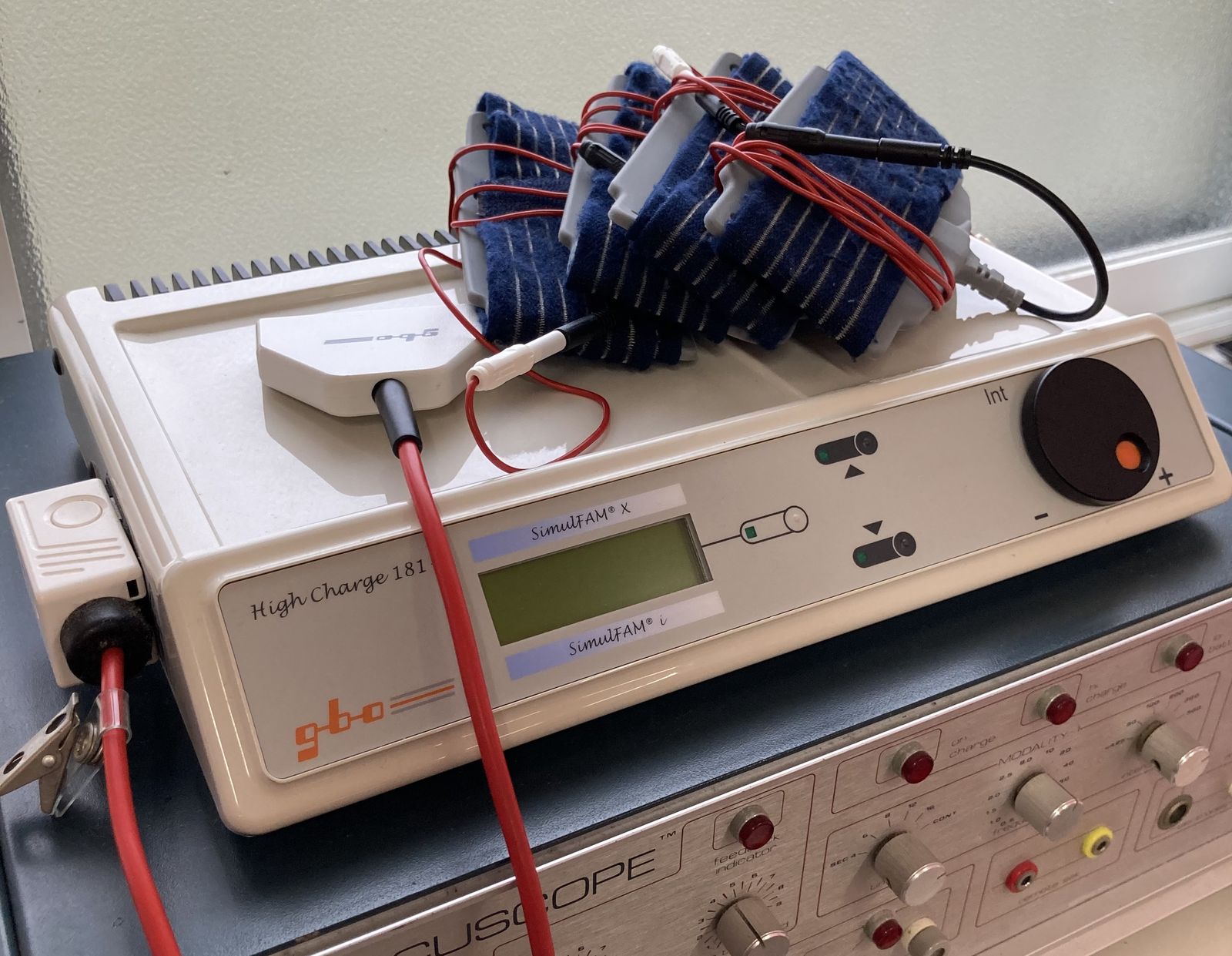 ハイチャージ（高電圧電気治療器 High Charge 181）｜末永接骨院